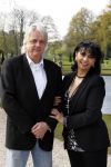 Haarzuilens 25 april 2012
Presentatie expositie trouwjurken van div bn ers 
Laura Fygi met man 
Peter Smulders bv