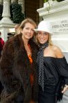 Amsterdam 6 oktober 2003

Beau Monde awards in het amstel hotel

vivian reys met moeder

Peter Smulders bv