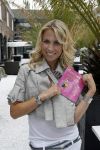 Naarden 21 mei 2007
Presentatie boek Supermom's stijlgids van Vivian Ewbank Reijs in het Arsenaal.
Peter Smulders bv