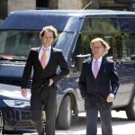 Amsterdam, 29 April 2013
Vertrek Kon. familie vanuit Paleis op de Dam naar het diner in het Rijksmuseum
Andre Rieu met zijn zoon Pierre Rieu
Foto Peter Smulders BV