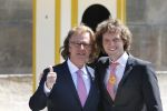 Amsterdam, 29 April 2013
Vertrek Kon. familie vanuit Paleis op de Dam naar het diner in het Rijksmuseum
Andre Rieu met zijn zoon Pierre Rieu
Foto Peter Smulders BV