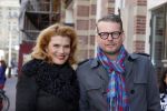 Amsterdam 28 april 2013
Premiere John v Eerd in het nieuwe de la mar theater. Anouk v Nes met man
Peter Smulders bv