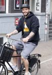 Amsterdam 28 april 2013
Arie Boomsma op de fiets in amsterdam.
Peter Smulders bv