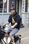 Amsterdam 28 april 2013
Arie Boomsma op de fiets in amsterdam.
Peter Smulders bv