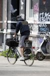 Amsterdam 28 april 2013
Arie Boomsma op de fiets in amsterdam.
Peter Smulders bv