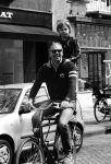 Amsterdam 27 april 2013
Bart v Trojen met zoon op fiets.
Peter Smulders bv