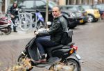 Amsterdam 14 mei 2013
Bert kuizenga op scooter
Peter Smulders bv