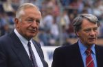 Eindhoven, 1991 
Oud clubarts Carel v d Brekel samen met trainer Bobby Robson
Foto Peter Smulders BV