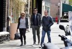 Amsterdam 27 april 2013
Connie Breukhoven met haar oude PA Edwin en vriend aan het winkelen.
Peter Smulders bv