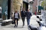 Amsterdam 27 april 2013
Connie Breukhoven met haar oude PA Edwin en vriend aan het winkelen.
Peter Smulders bv