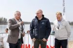 Busloo Apeldoorn 21 april 2013
Royal Canin organiseert grootste wandeltocht voor hond voor stichting Hulphond. Ambassadrices Anita Witzier Anouk Smulders en Martin Gaus lopen ook mee. Dennis Cordes ( Royal canin)
Peter Smulders bv