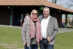 Busloo Apeldoorn 21 april 2013
Royal Canin organiseert grootste wandeltocht voor hond voor stichting Hulphond. Ambassadrices Anita Witzier Anouk Smulders en Martin Gaus lopen ook mee. Dennis Cordes ( Royal canin)
Peter Smulders bv