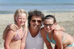 ibiza 5 mei 2013
Dirk Zeelenberg met zijn vrouw Suus en kinderen op een strand op ibiza. Dirk met fans
Peter Smulders bv