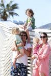 ibiza 5 mei 2013
Dirk Zeelenberg met zijn vrouw Suus en kinderen op een strand op ibiza.
Peter Smulders bv