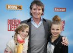 Amsterdam 13 mei 2013
Premiere leve boerenliefde in tuschinski. erik de Zwart met dochters
Peter Smulders bv