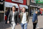 Volendam 22 april 2013
Linda de Mol reikt de eerse l Homo uit aan Johannes Rypma die op de cover staat. De presentatie was in hotel Spaander. Cees Tol en Ewout Genemans
Peter Smulders bv