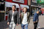 Volendam 22 april 2013
Linda de Mol reikt de eerse l Homo uit aan Johannes Rypma die op de cover staat. De presentatie was in hotel Spaander. Cees Tol en Ewout Genemans
Peter Smulders bv