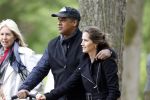 Amsterdam 10 mei 2013
Frank Rijkaard aan het winkelen /wandelen met zijn vrouw Stephanie zoon en schoonmoeder in de cornelis schuytstraat en het vondelpark.
Peter Smulders bv