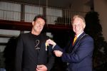 Aalsmeer 26 april 2013
Gerard Joling krijgt uit handen van de burgemeester van Aalsmeer een koninklijke onderscheiding (lintje)
Peter Smulders bv