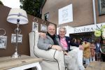 Laren 10 mei 2013
Gordon opent nieuwe riviera Maison winkel samen met Henk Teunissen ( eigenaar)
Peter Smulders bv