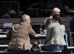 Amsterdam 28 april 2013
Hans en Shanna Breukhoven op terras
Peter Smulders bv