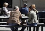 Amsterdam 28 april 2013
Hans en Shanna Breukhoven op terras
Peter Smulders bv