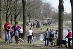 Busloo Apeldoorn 21 april 2013
Royal Canin organiseert grootste wandeltocht voor hond voor stichting Hulphond. Ambassadrices Anita Witzier Anouk Smulders en Martin Gaus lopen ook mee.
Peter Smulders bv