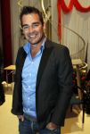 Aalsmeer 26 april 2013
Gerard Joling krijgt uit handen van de burgemeester van Aalsmeer een koninklijke onderscheiding (lintje). Jeroen v d Boom
Peter Smulders bv