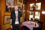 Volendam 22 april 2013
Linda de Mol reikt de eerse l Homo uit aan Johannes Rypma die op de cover staat. De presentatie was in hotel Spaander.
Peter Smulders bv