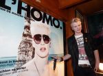 Volendam 22 april 2013
Linda de Mol reikt de eerse l Homo uit aan Johannes Rypma die op de cover staat. De presentatie was in hotel Spaander.
Peter Smulders bv