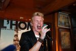 Volendam 22 april 2013
Linda de Mol reikt de eerse l Homo uit aan Johannes Rypma die op de cover staat. De presentatie was in hotel Spaander.
Peter Smulders bv