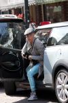 Amsterdam 22 april 2013
Judith Osborn met haar mini cooper.
Peter Smulders bv