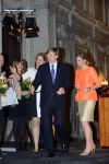 Amsterdam 16 mei 2013
Prinses  Beatrix Koning Willem Alexander en Koningin Maxima bij uitreiking appeltjes van Oranje op het paleijs op de dam
Peter Smulders bv