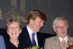 Amsterdam 16 mei 2013
Prinses  Beatrix Koning Willem Alexander en Koningin Maxima bij uitreiking appeltjes van Oranje op het paleijs op de dam
Peter Smulders bv