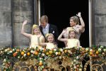 Amsterdam, 30 april 2013
Inhuldiging Koning Willem Alexander en Koningin Maxima
met hun kinderen op het bordes
Foto Peter Smulders BV