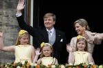 Amsterdam, 30 april 2013
Inhuldiging Koning Willem Alexander en Koningin Maxima
met hun kinderen op het bordes
Foto Peter Smulders BV