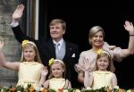 Amsterdam, 30 april 2013
Inhuldiging Koning Willem Alexander en Koningin Maxima
met hun kinderen op het bordes
Foto Peter Smulders BV