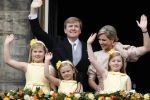 Amsterdam, 30 april 2013
Inhuldiging Koning Willem Alexander en Koningin Maxima
met hun kinderen op het bordes
Foto Peter Smulders BV