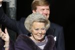 Amsterdam, 29 April 2013
Vertrek Kon. familie vanuit Paleis op de Dam naar het diner in het Rijksmuseum
Koningin Beatrix met Prins Willem Alexander en Prinses Maxima
Foto Peter Smulders BV