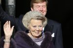 Amsterdam, 29 April 2013
Vertrek Kon. familie vanuit Paleis op de Dam naar het diner in het Rijksmuseum
Koningin Beatrix met Prins Willem Alexander en Prinses Maxima
Foto Peter Smulders BV