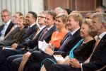 Amsterdam 16 mei 2013
Prinses  Beatrix Koning Willem Alexander en Koningin Maxima bij uitreiking appeltjes van Oranje op het paleijs op de dam
Peter Smulders bv