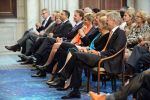 Amsterdam 16 mei 2013
Prinses  Beatrix Koning Willem Alexander en Koningin Maxima bij uitreiking appeltjes van Oranje op het paleijs op de dam
Peter Smulders bv