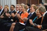 Amsterdam 16 mei 2013
Prinses  Beatrix Koning Willem Alexander en Koningin Maxima bij uitreiking appeltjes van Oranje op het paleijs op de dam
Peter Smulders bv