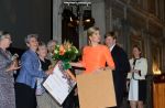 Amsterdam 16 mei 2013
Prinses  Beatrix Koning Willem Alexander en Koningin Maxima bij uitreiking appeltjes van Oranje op het paleijs op de dam
Peter Smulders bv
