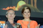 Amsterdam 16 mei 2013
Prinses  Beatrix Koning Willem Alexander en Koningin Maxima bij uitreiking appeltjes van Oranje op het paleijs op de dam
Peter Smulders bv