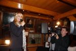 Volendam 22 april 2013
Linda de Mol reikt de eerse l Homo uit aan Johannes Rypma die op de cover staat. De presentatie was in hotel Spaander.
Peter Smulders bv