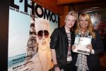 Volendam 22 april 2013
Linda de Mol reikt de eerse l Homo uit aan Johannes Rypma die op de cover staat. De presentatie was in hotel Spaander.
Peter Smulders bv