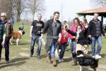 Busloo Apeldoorn 21 april 2013
Royal Canin organiseert grootste wandeltocht voor hond voor stichting Hulphond. Ambassadrices Anita Witzier Anouk Smulders en Martin Gaus lopen ook mee.
Peter Smulders bv