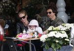 Amsterdam 23 april 2013
Nicolette Kluijver met haar man en dochter op terras in amsterdam zuid.
Peter Smulders bv