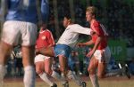 Tokio, 9 t/m 12 December 1988 PSV-Nacional Montevideo (Uruguay)
Met eindstand 1-1 na verlenging 2-2 en via een 6-7 verlies in penaltys.
PSV had 4 x de kans om winnaar te zien en uiteindelijk is het niet gelukt.
0-1 Ostolaza, 1-1 Romario , in de 110e minuut Ronald Koeman 2-1 en in de 119e min wederom Ostolaza 2-2
Wedstrijd werd gespeeld in tokio voor 62000 toeschouwers

Foto Peter Smulders BV